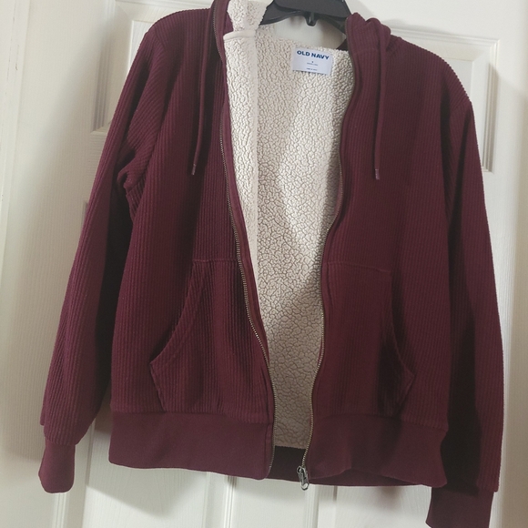 Old Navy- Burgandy Sherpa Lined Hooded Warm Winter Jacket with Big Wide Pockets - Picture 2 of 11